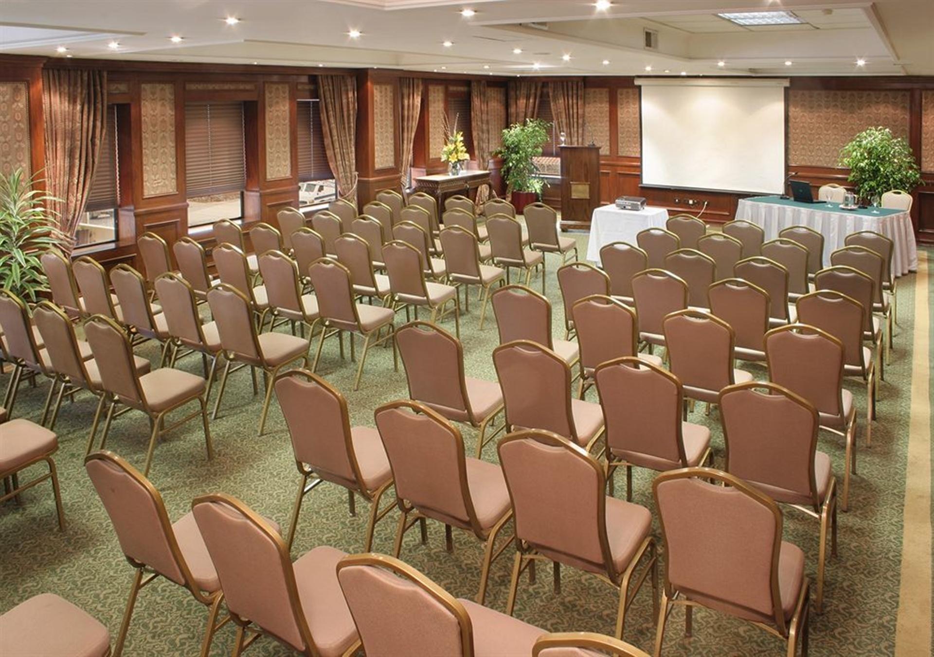 Hotel Regal Pacific Santiago de Chile Exteriér fotografie A typical conference room